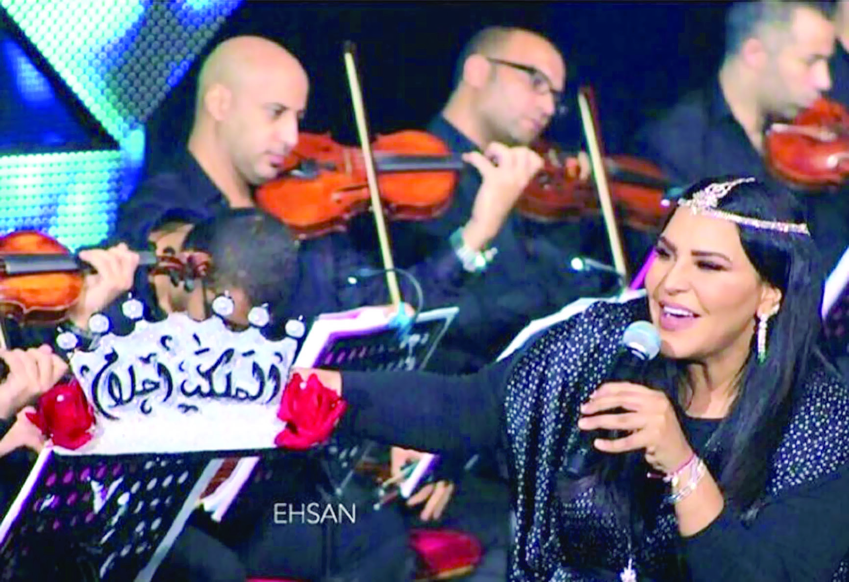 فاطمة المردوف

موهبة عُمانية تنحت الشموع يدوياً