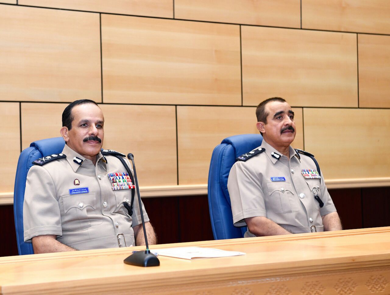 الشريقي يلتقي عدداً من كبار الضباط