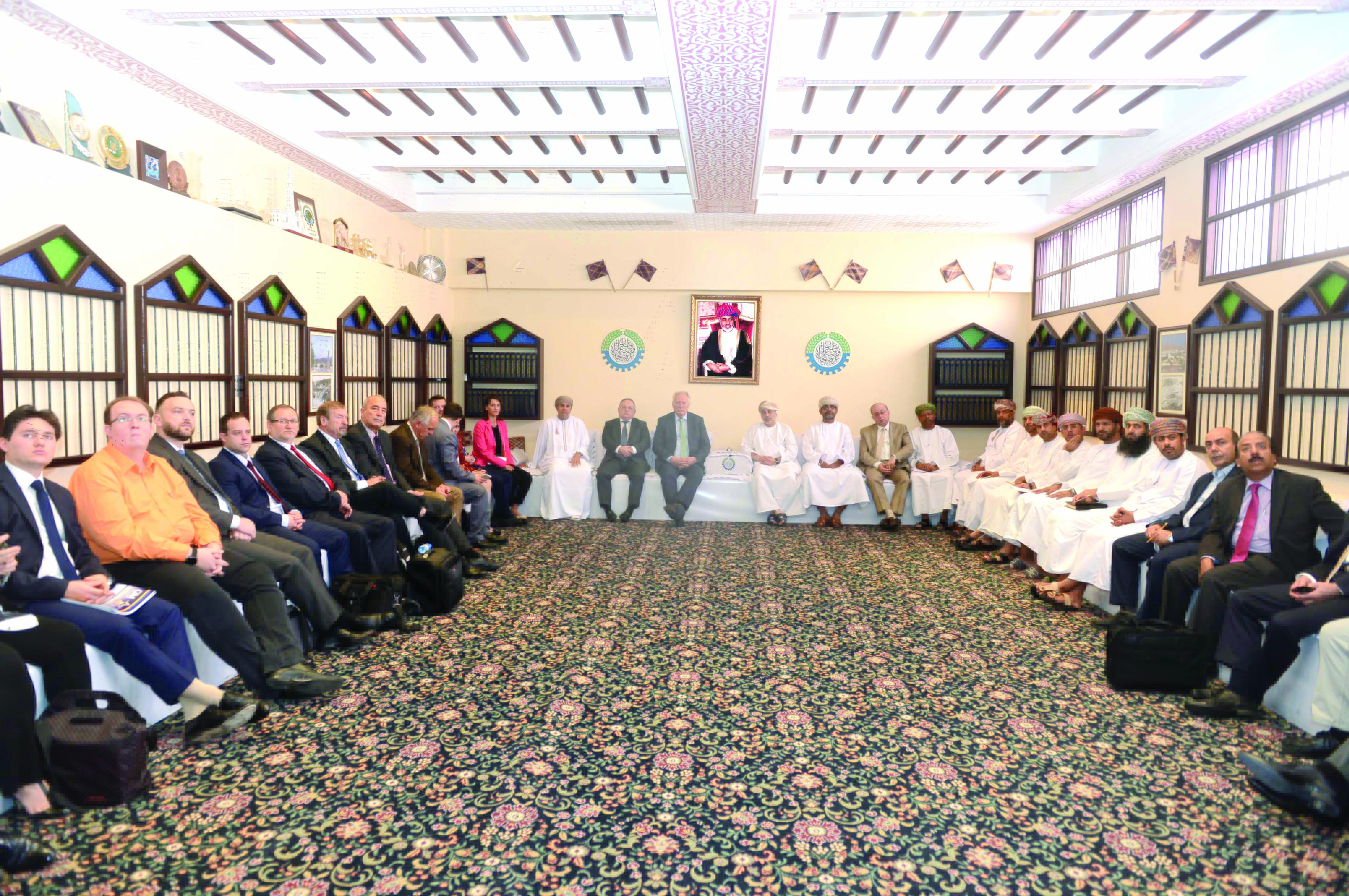 «غرفة عُمان» تعزز شراكتها مع المجر
