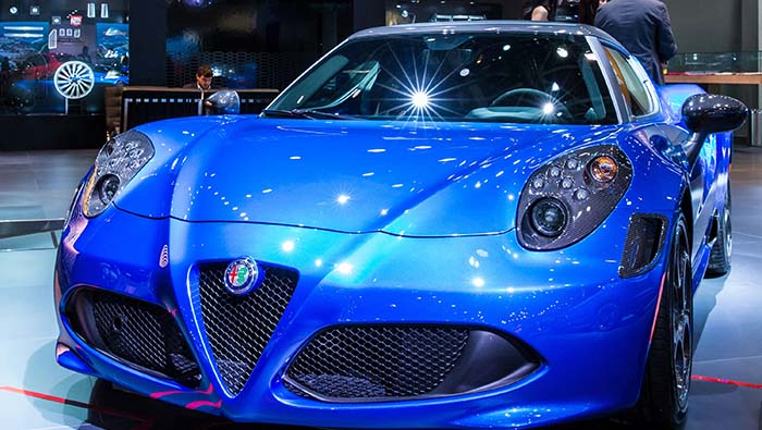 Alfa Romeo 4C offers true supercar experience