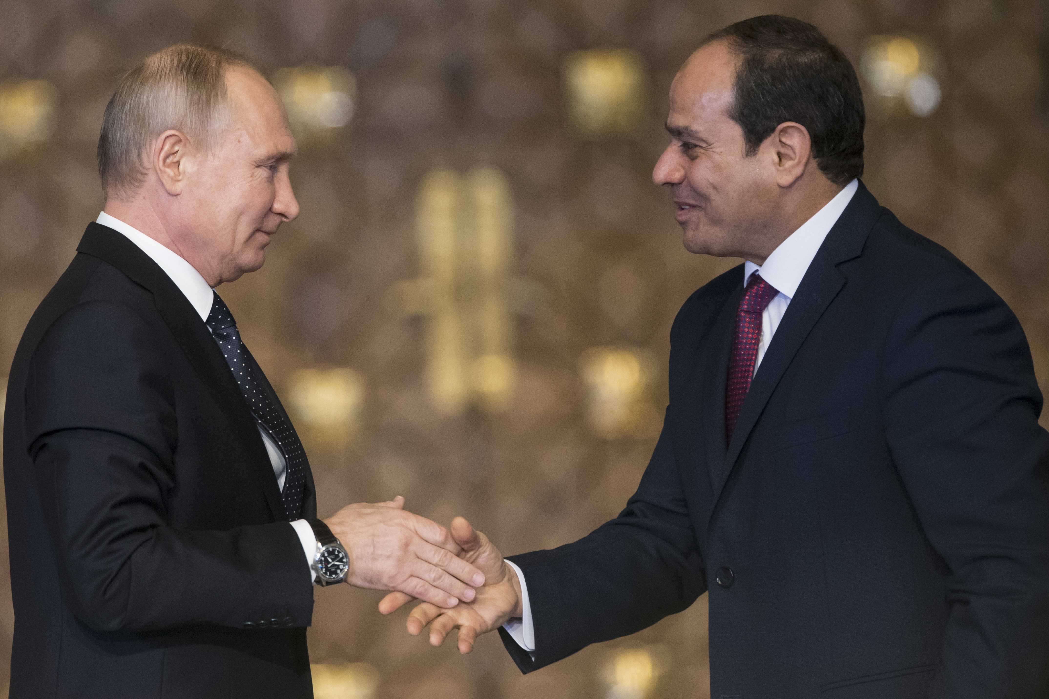 Putin calls for Middle East talks to resume