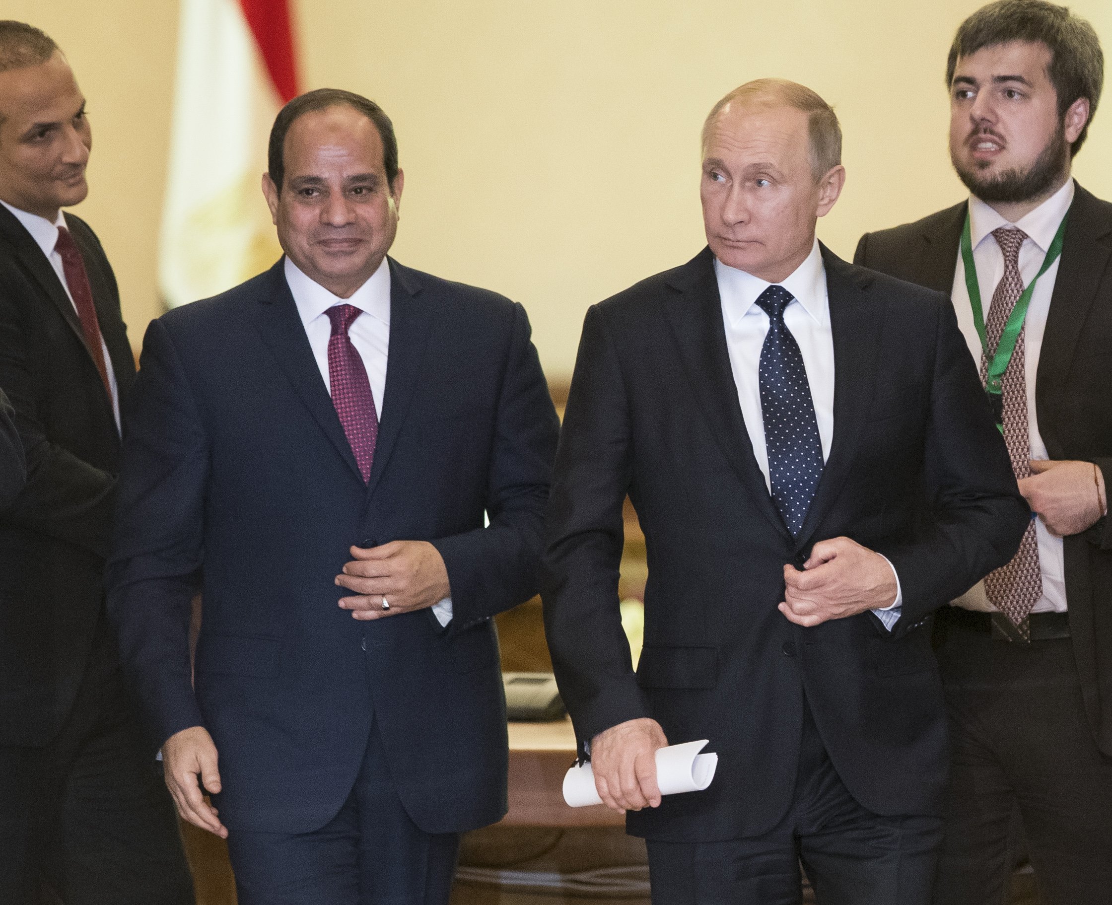 Egypt signs first nuclear plant deal with Russia
