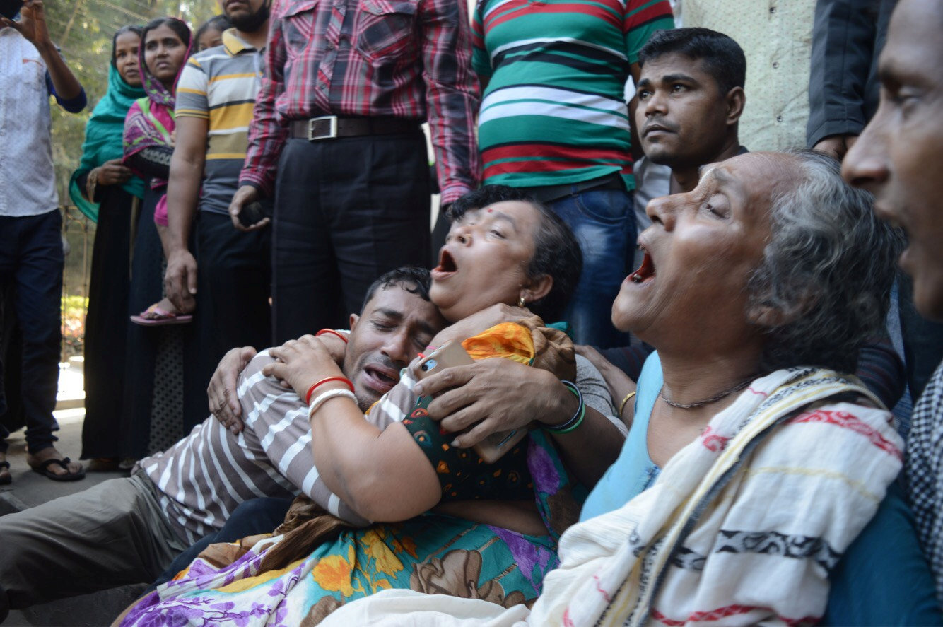 10 killed in stampede at politician's funeral feast in Bangladesh