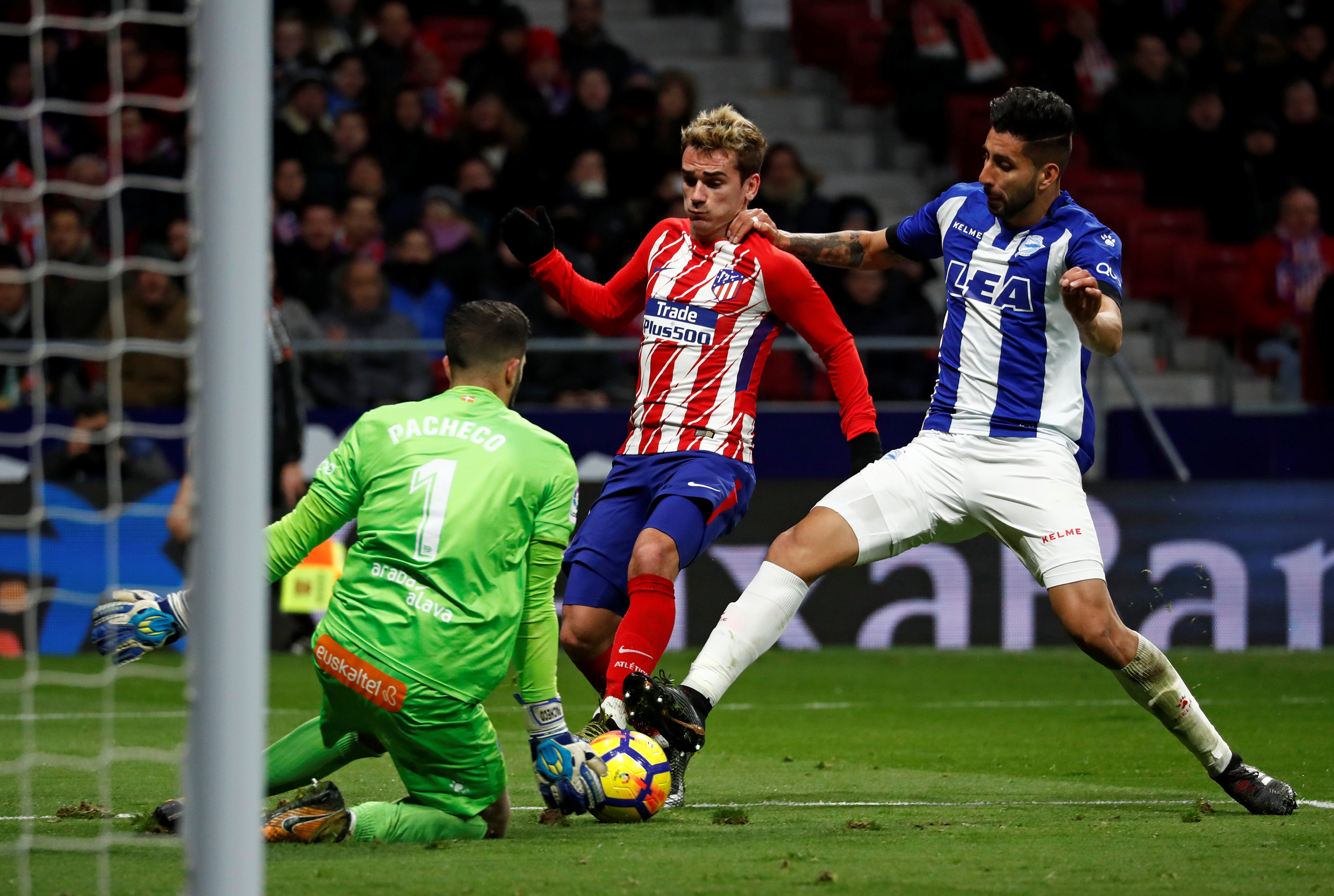 Atletico report Barca to FIFA over Griezmann