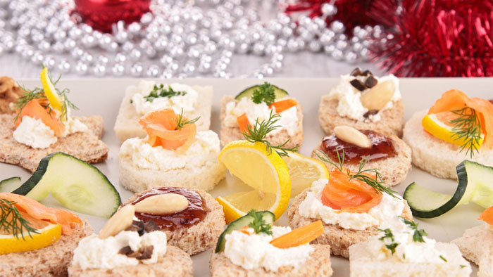 5 tips to create a delicious holiday spread
