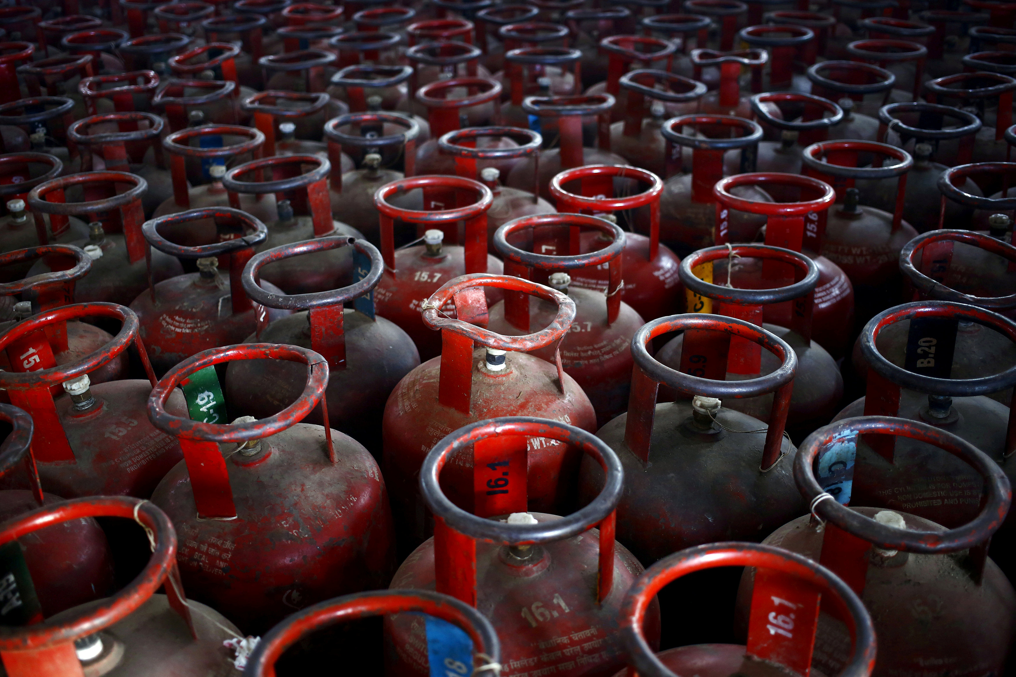 India challenges China as world's biggest LPG importer
