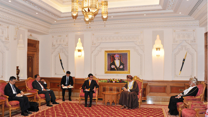 Sayyid Fahd meets Japanese foreign minister
