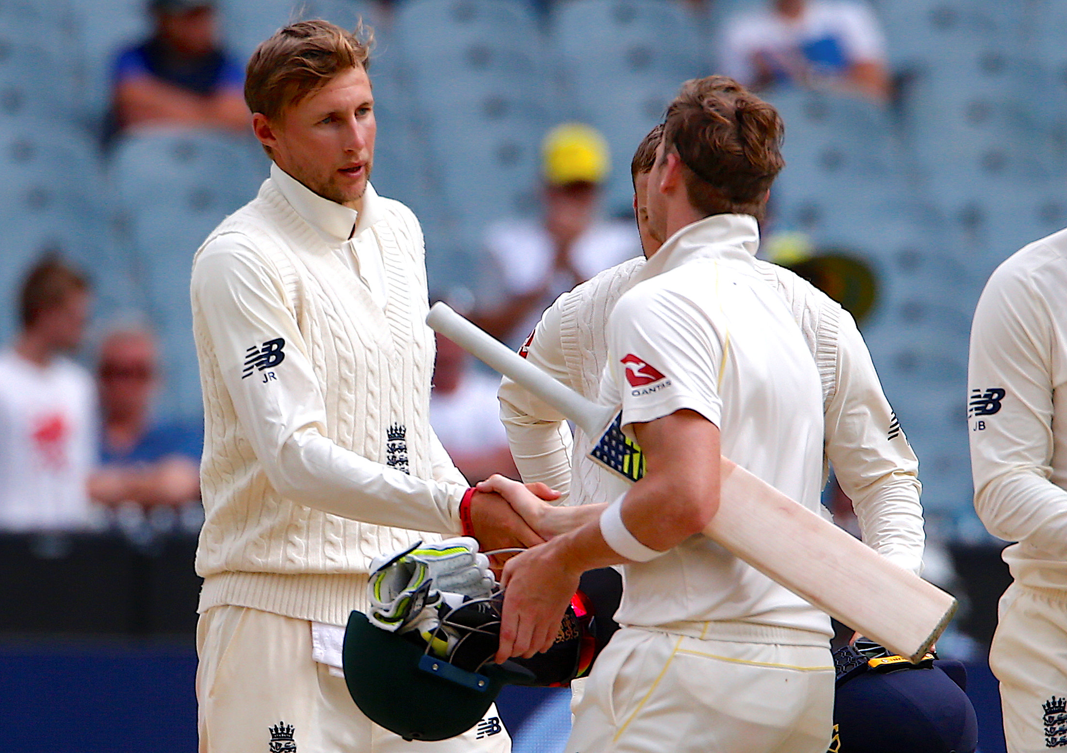 Smith ton denies England face-saving Ashes win
