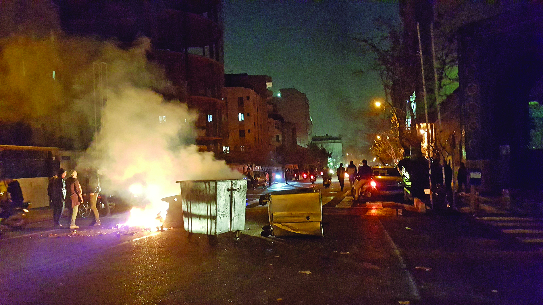 Iran warns protesters who pose challenge to leadership