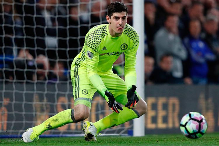 كورتوا يفتح الباب أمام الانتقال إلى ريال مدريد