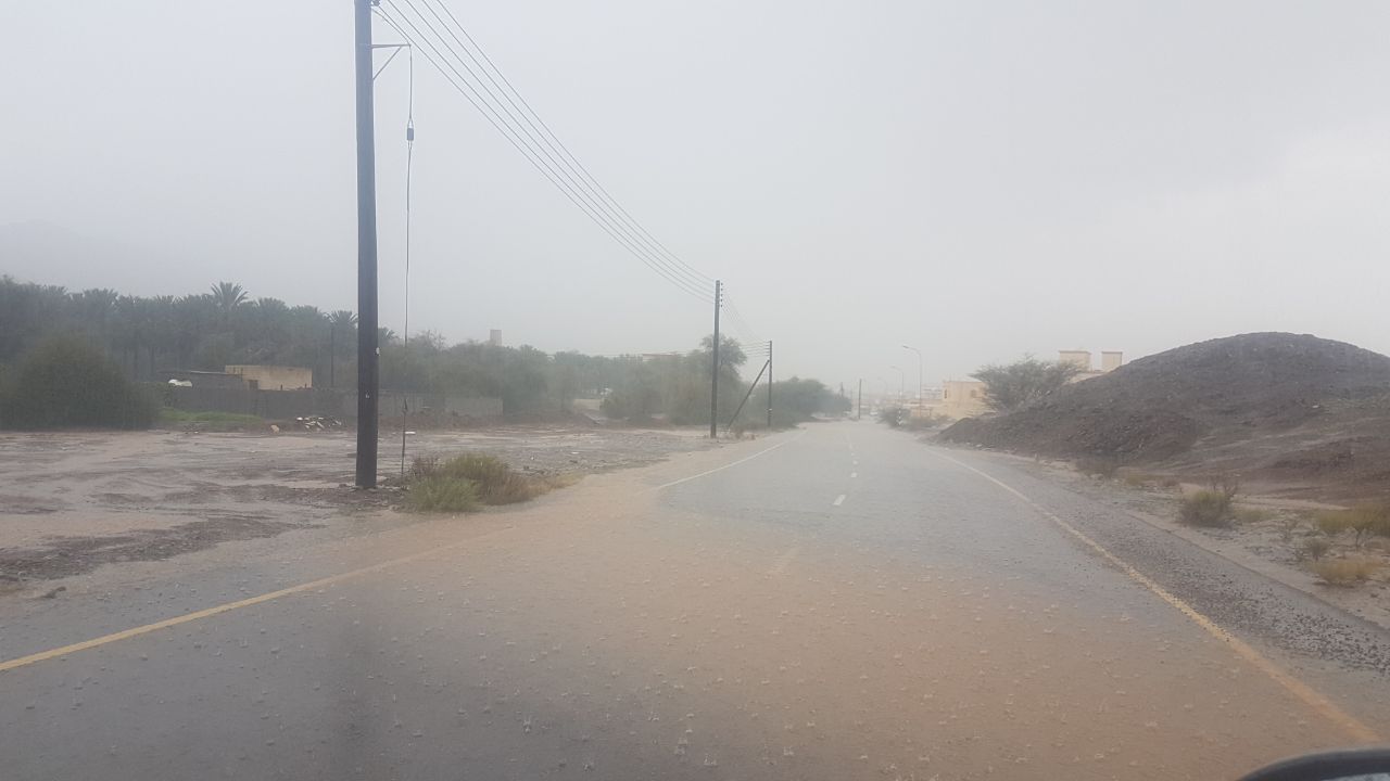 Video: Heavy rains in Oman, ROP issues warning for drivers