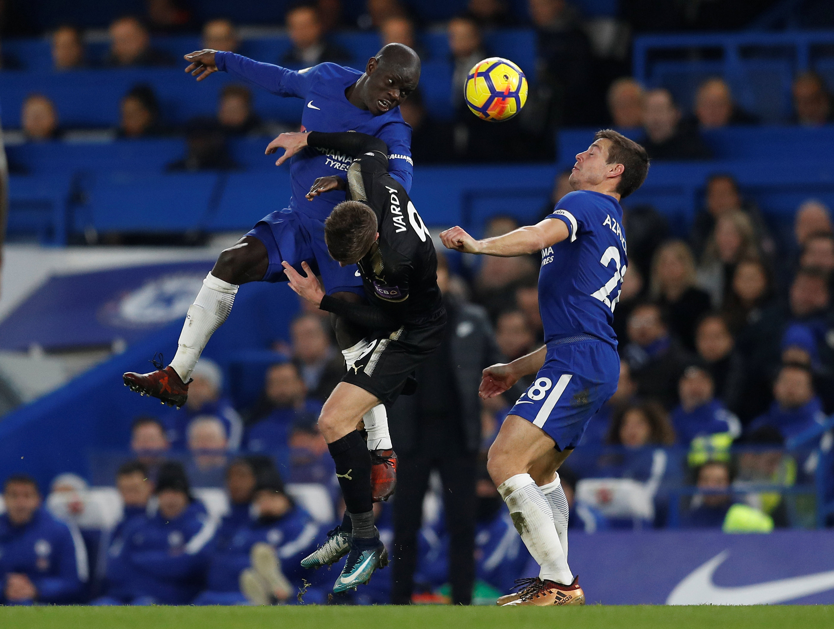 Football: Chelsea held 0-0 at home by Leicester