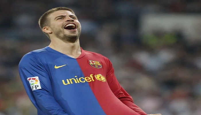 برشلونة يتوصل لاتفاق لتجديد عقد بيكيه