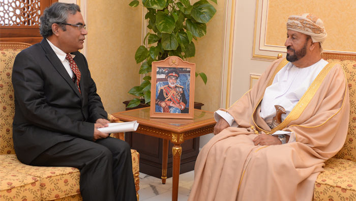 Defence Minister receives Indian ambassador to Oman