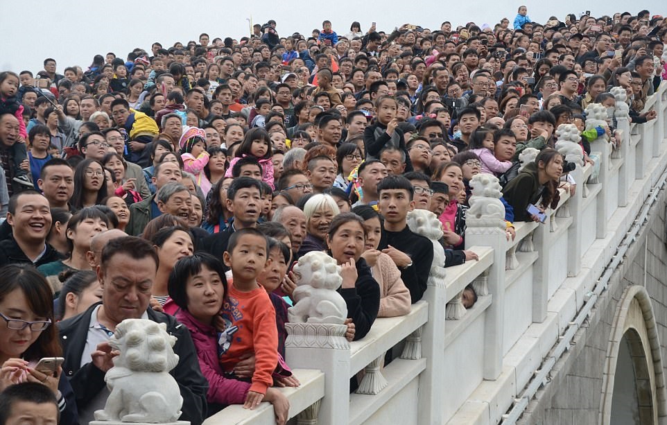 توقعات.. 2.5 مليون زائر صيني للخليج عام 2021 وهذه حصة السلطنة