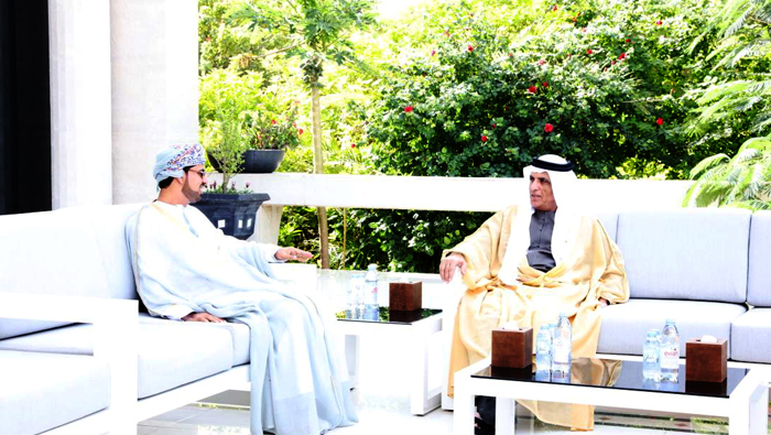 Ras Al Khaimah Ruler receives Omani envoy