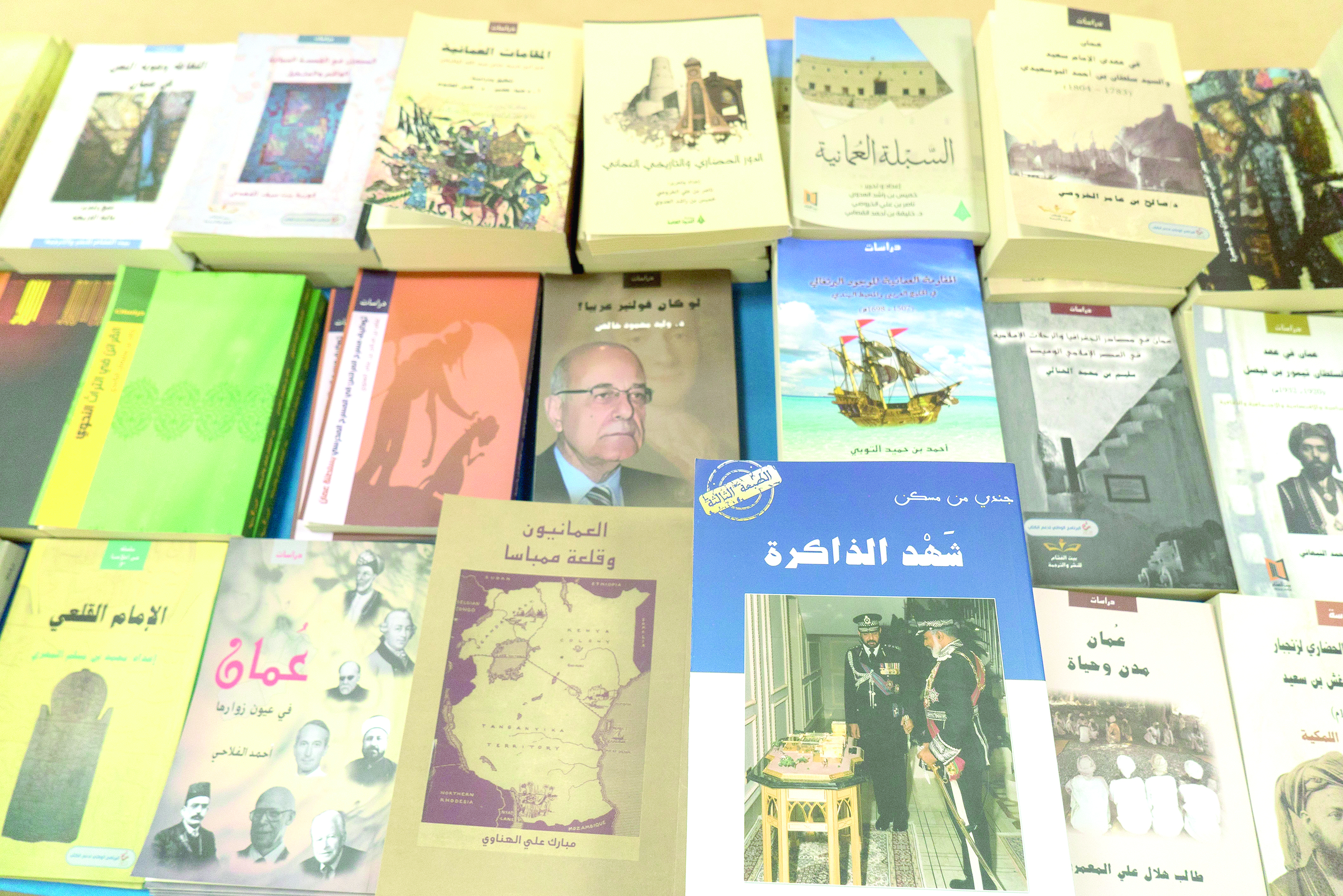 النعماني يستعرض مكنونات «بيت الغشام» في ركن الكتاب