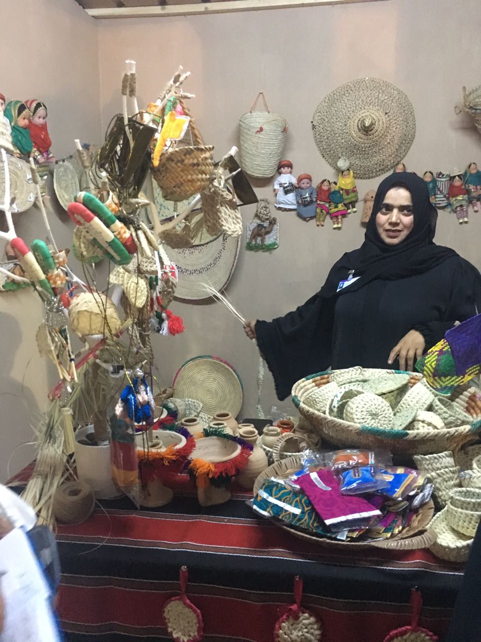 الغمارية.. مسيرة حرفية في عشق الأصالة العُمانية