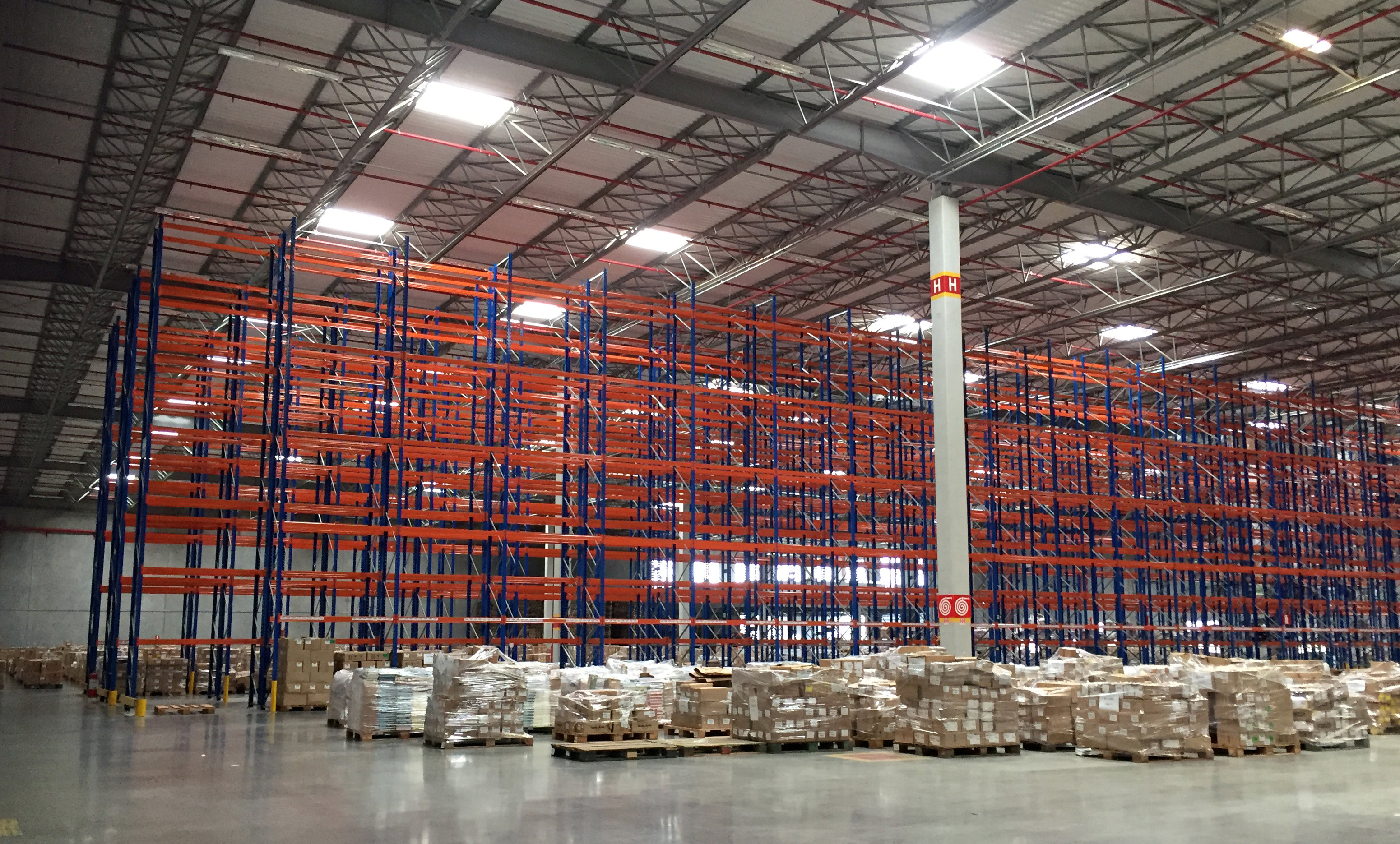 Amazon eyes new warehouse in Brazil e-commerce push