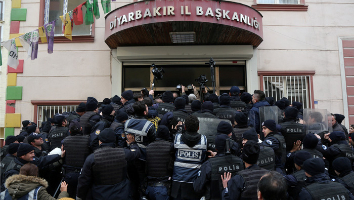 Turkey: Pro-Kurdish opposition HDP elects new leaders