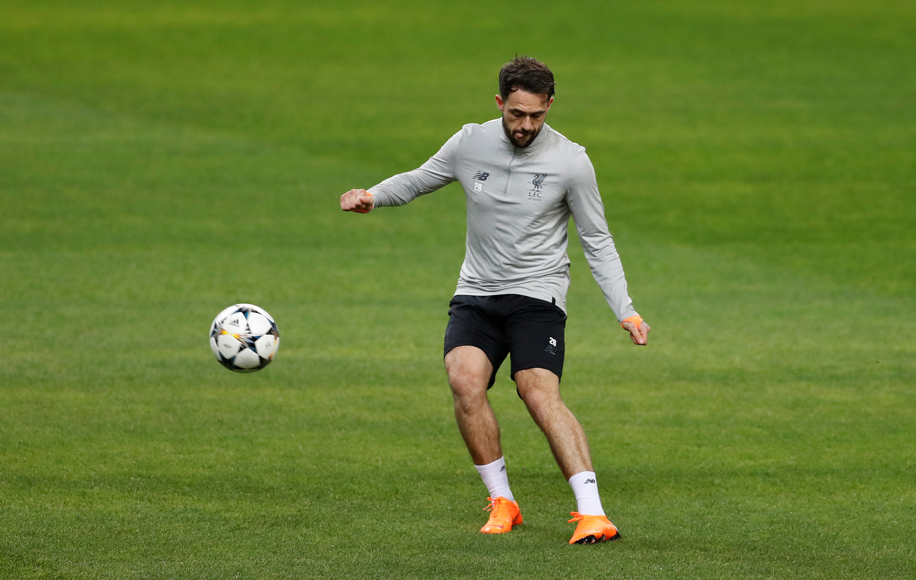 Football: Liverpool's Ings inspired by tireless Firmino