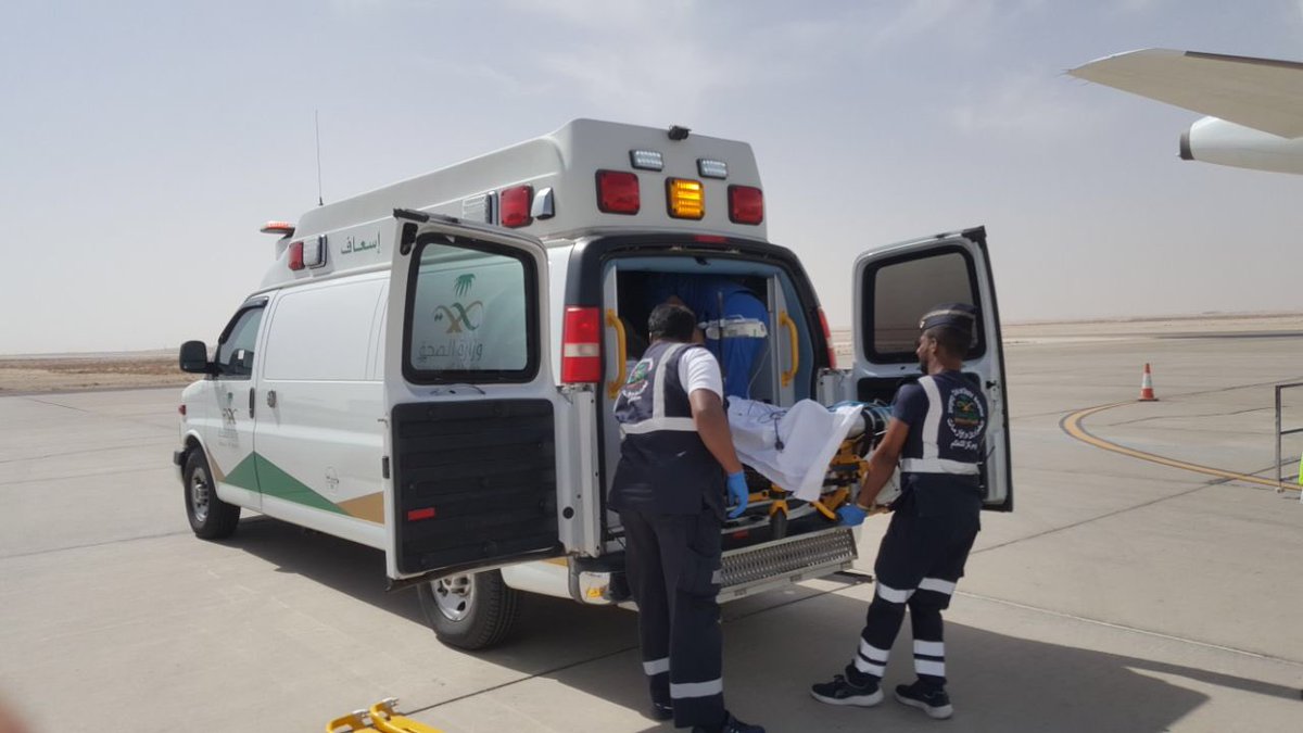 شاهد بالصور.. إخلاء المصابيين العمانيين في حادث السعودية