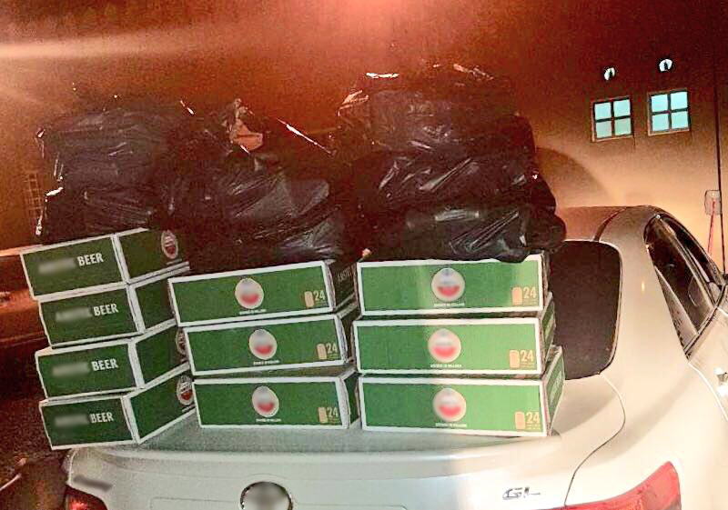 Cops foil smuggling of contraband cigarettes, alcohol in Oman