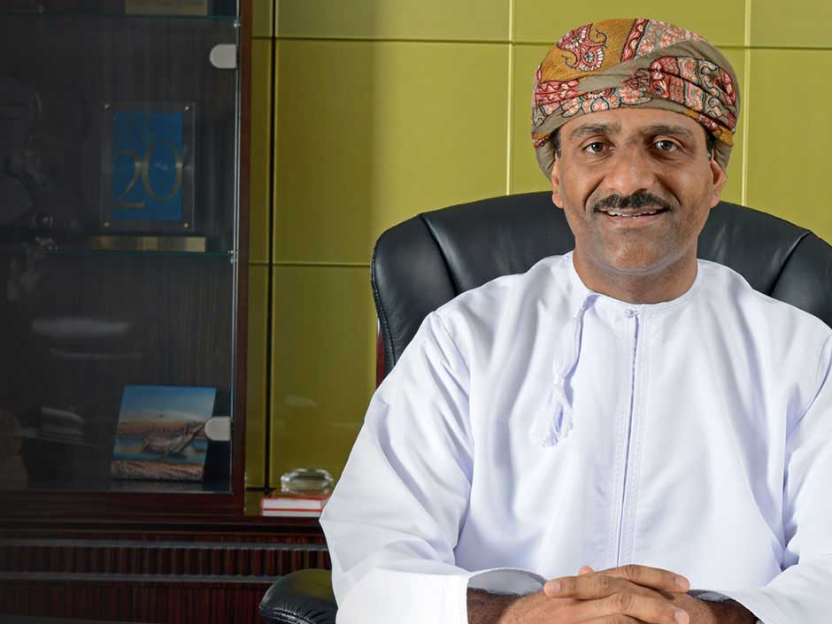 رئيس البنك الوطني العماني يقدم استقالته