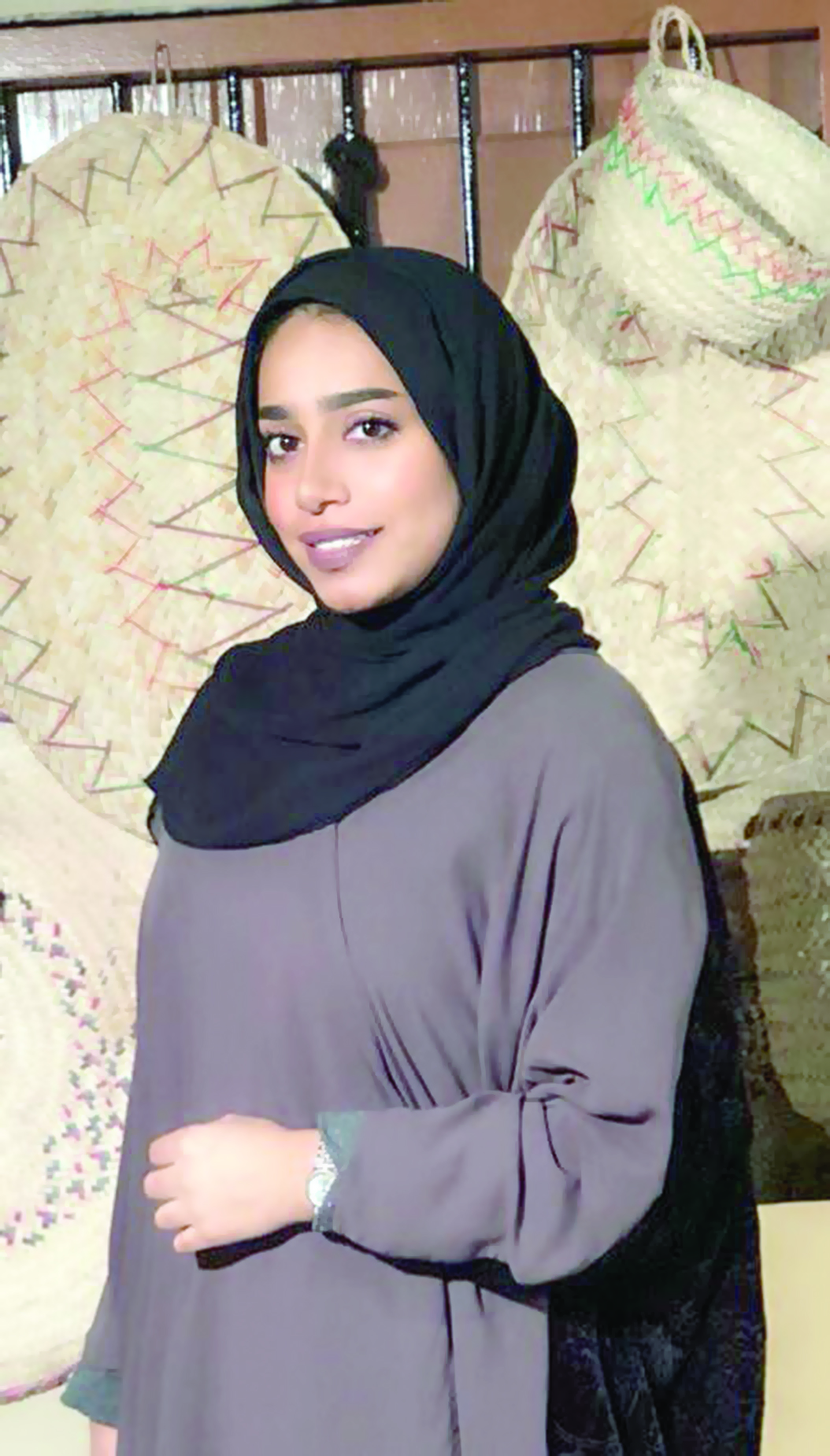 المهرجان يجذب النساء وفعالياته تثير إعجابهن