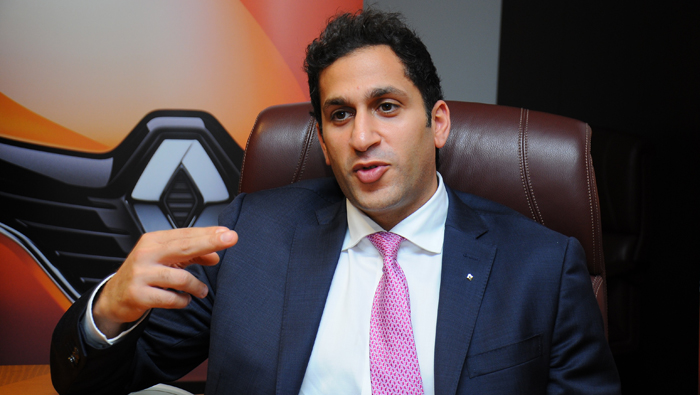 Renault rewards Oman football team with 24 brand new Talisman cars
