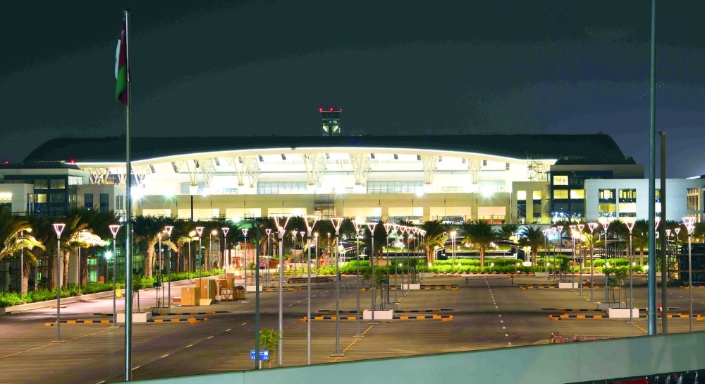 إنفوجرافيك: مطار مسقط الدولي الجديد… إنجازات تتحدث بلغة الأرقام