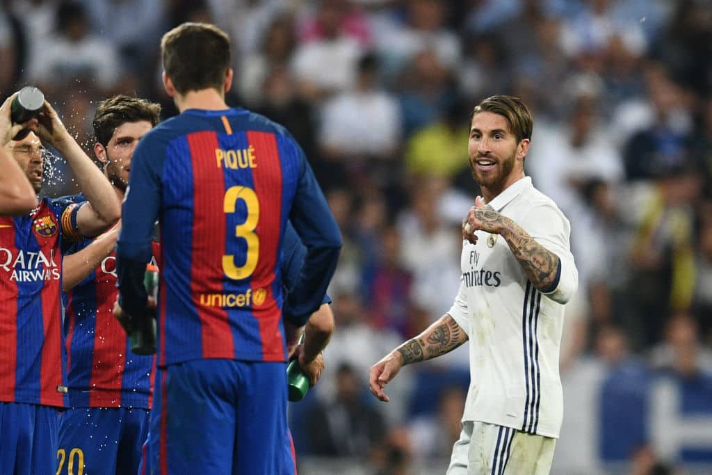 بيكيه يفجر مفاجأة عن "الواتساب" مع لاعبي ريال مدريد