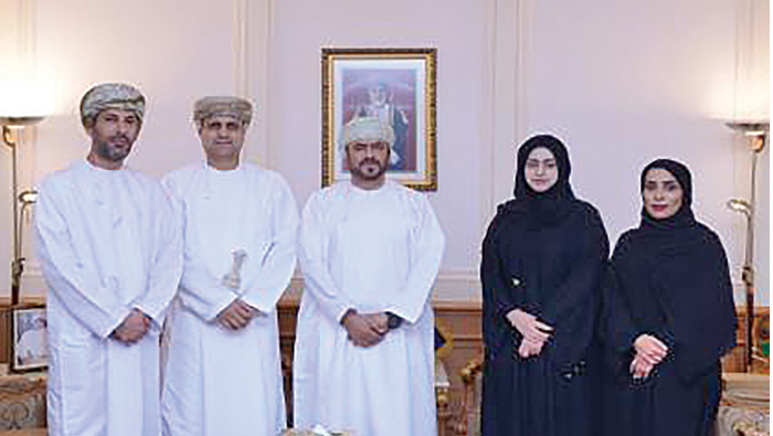 Evaluation panel members honoured by Oman State Council