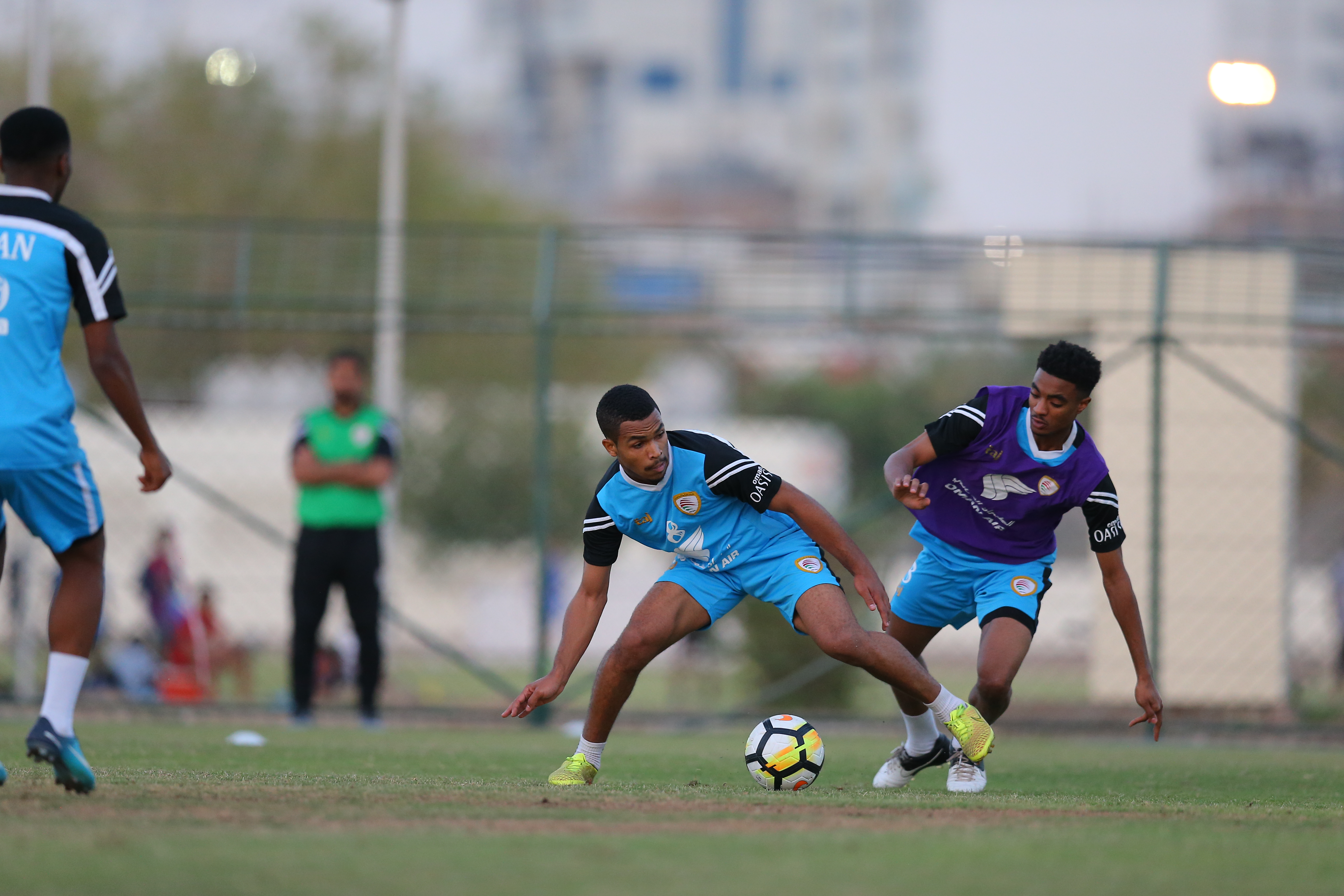 الأحمر الأولمبي يختبر نفسه أمام العنابي في اسباير