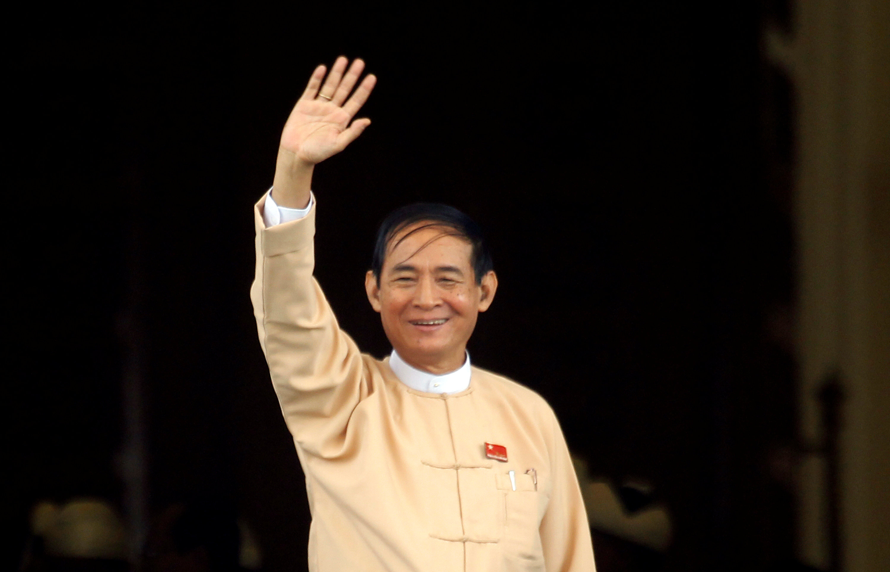 Myanmar parliament picks Suu Kyi confidant as new president