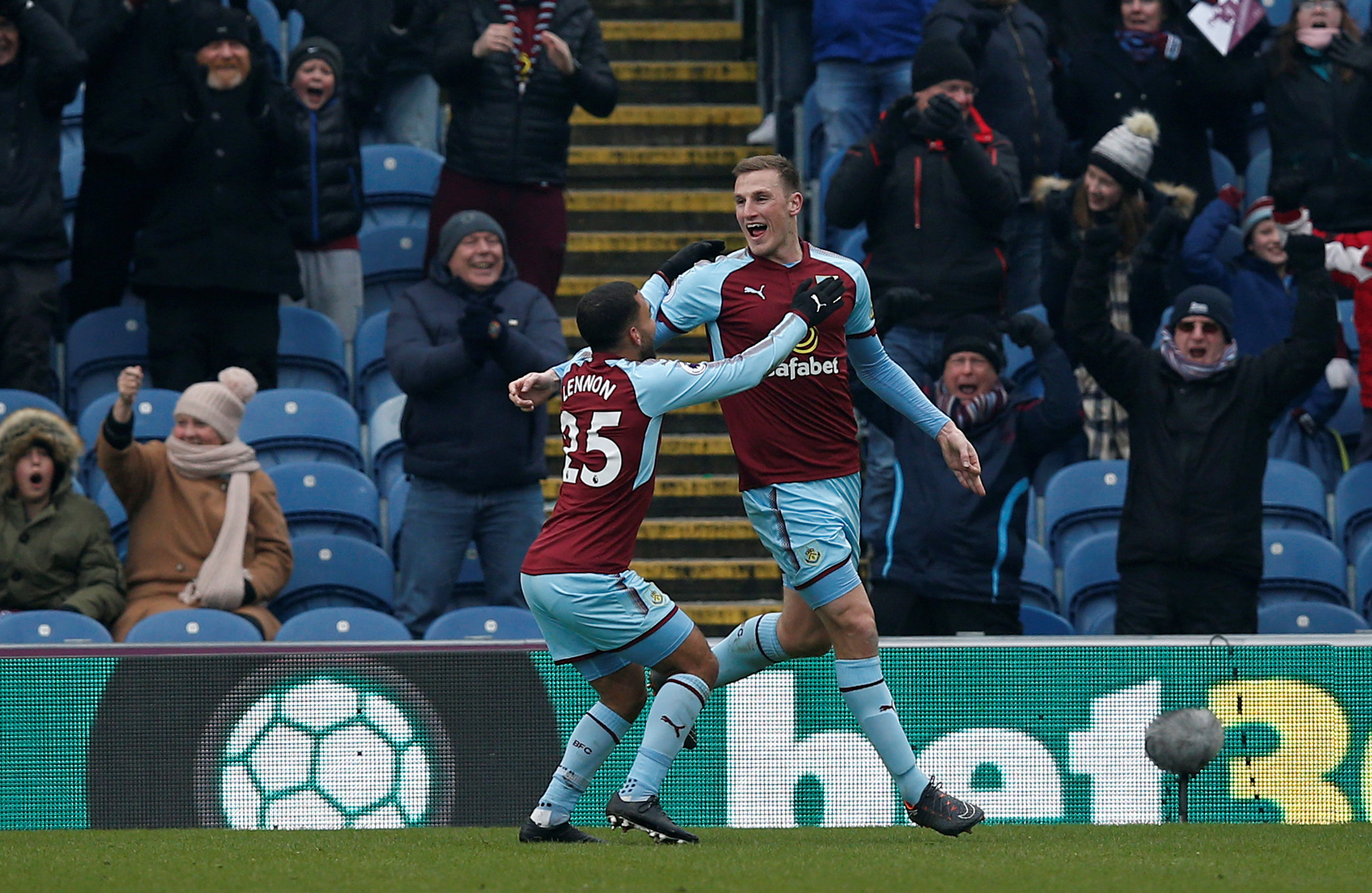 Football: Wood header gives Burnley late win over Everton