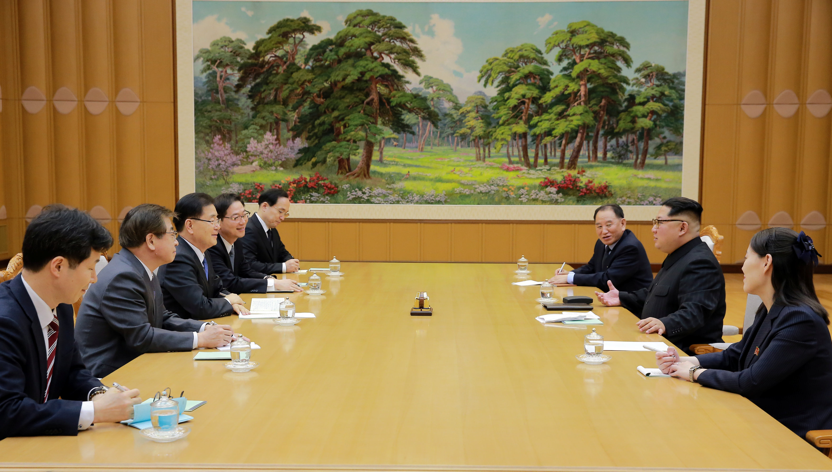 North Korean leader stresses improvement of inter-Korean ties