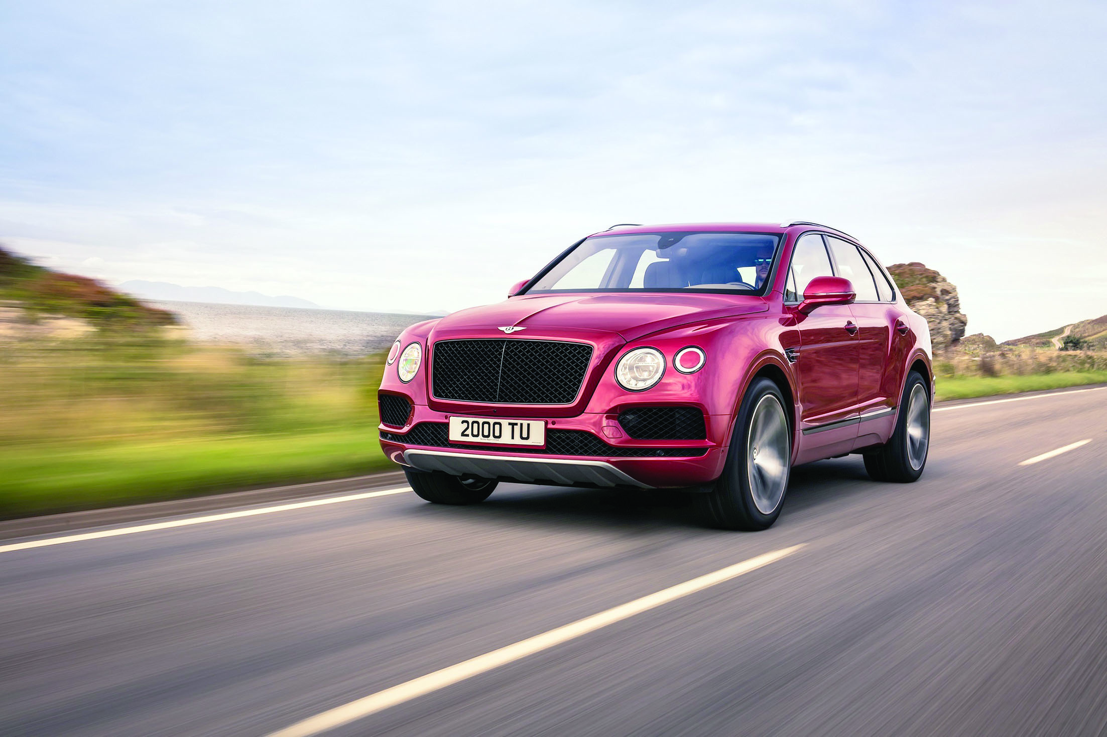 Bentley تتألّق بمعرض جنيف