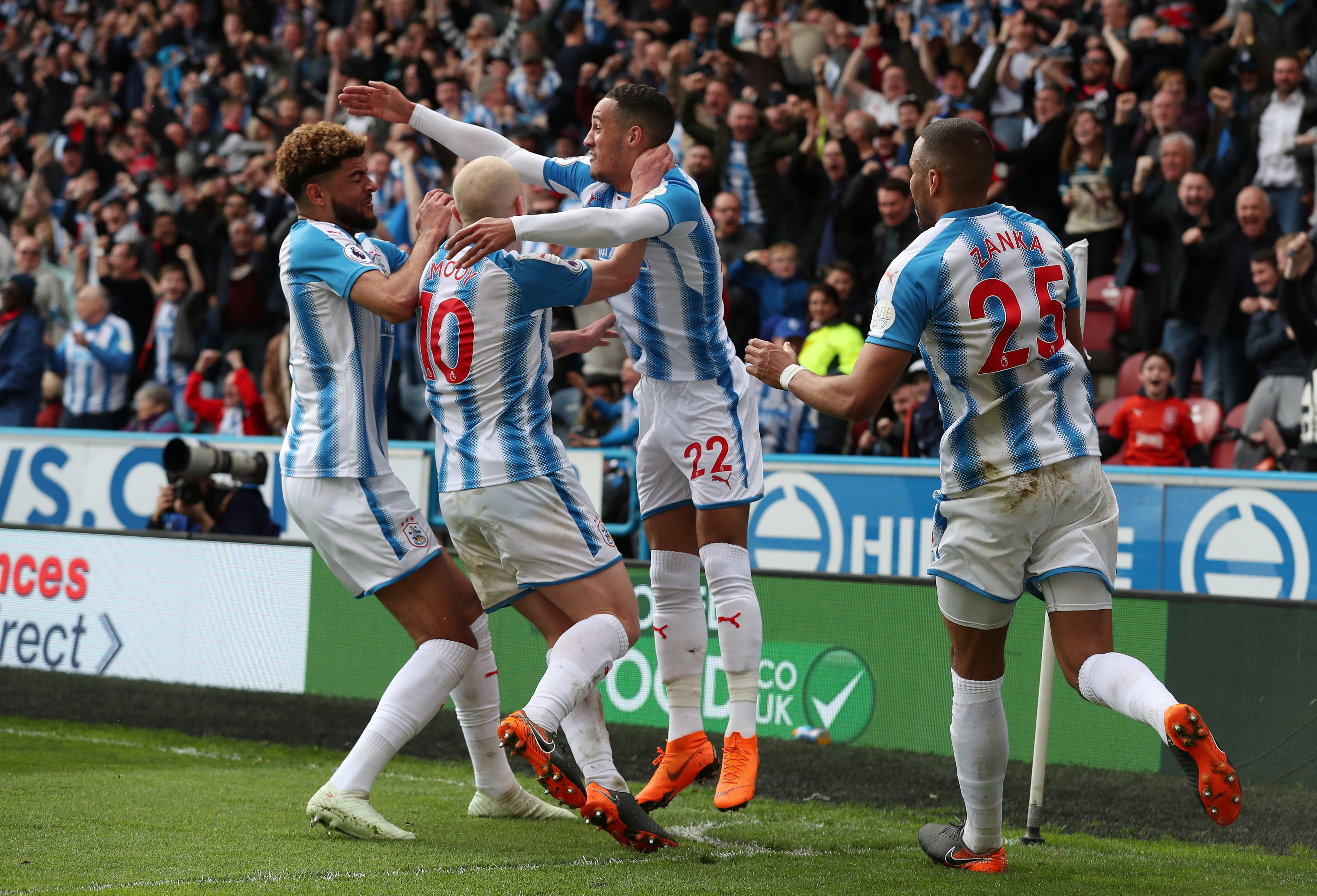 Football: Ince late strike secures vital win for Huddersfield