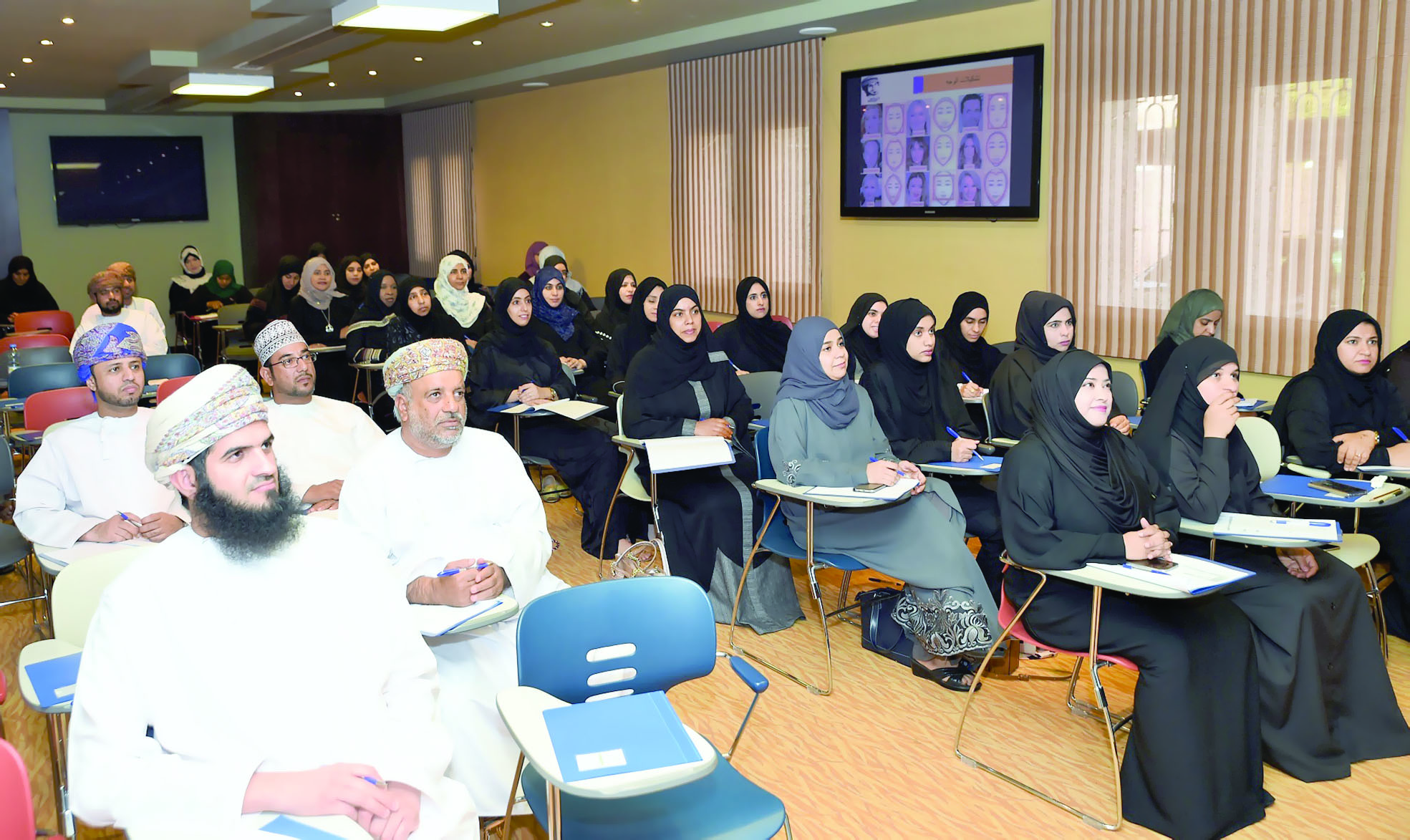 حلقة عن «الفراسة» بصحية مسقط