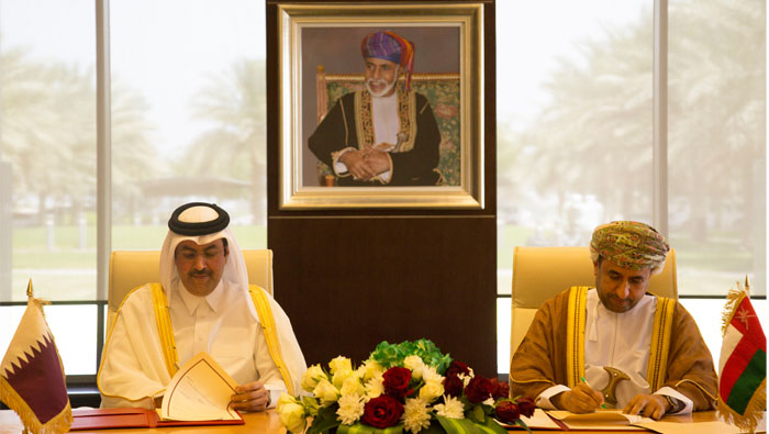 Oman, Qatar sign agreement to modify air transport pact