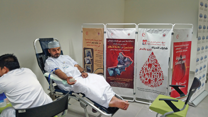 Oman Arab Bank organises staff blood donation drive