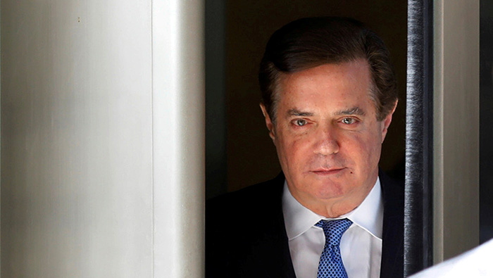 Trump's ex-campaign chief Manafort to seek dismissal of charges