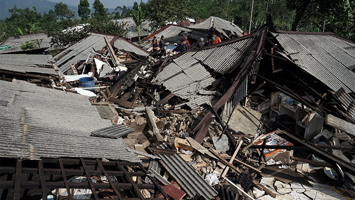 Two killed, several injured as 4.4 magnitude quake strikes Indonesia