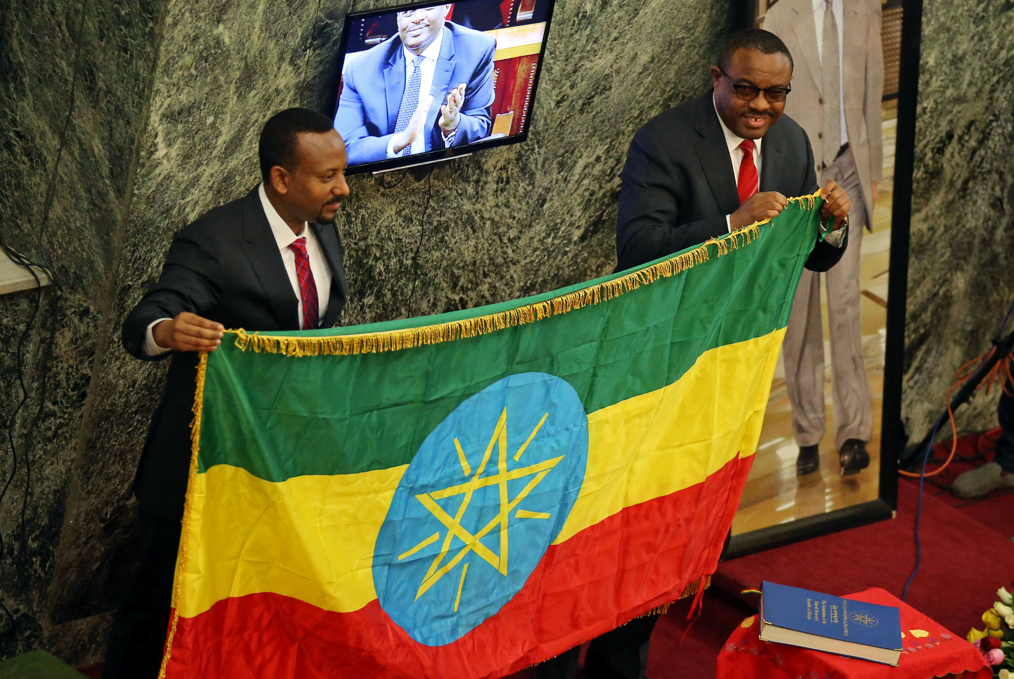 Ethiopia swears in Abiye Ahmed as new prime minister