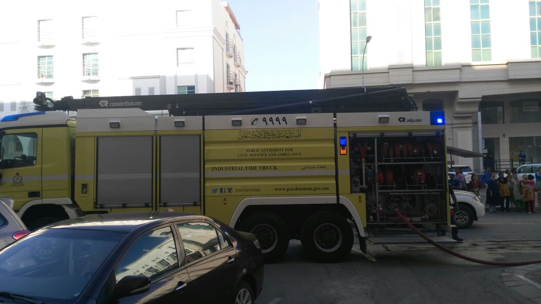 إخماد حريق في بناية سكنية بروي