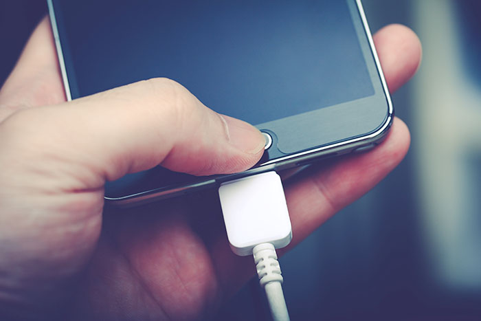 Tips for improving your cell phone battery life