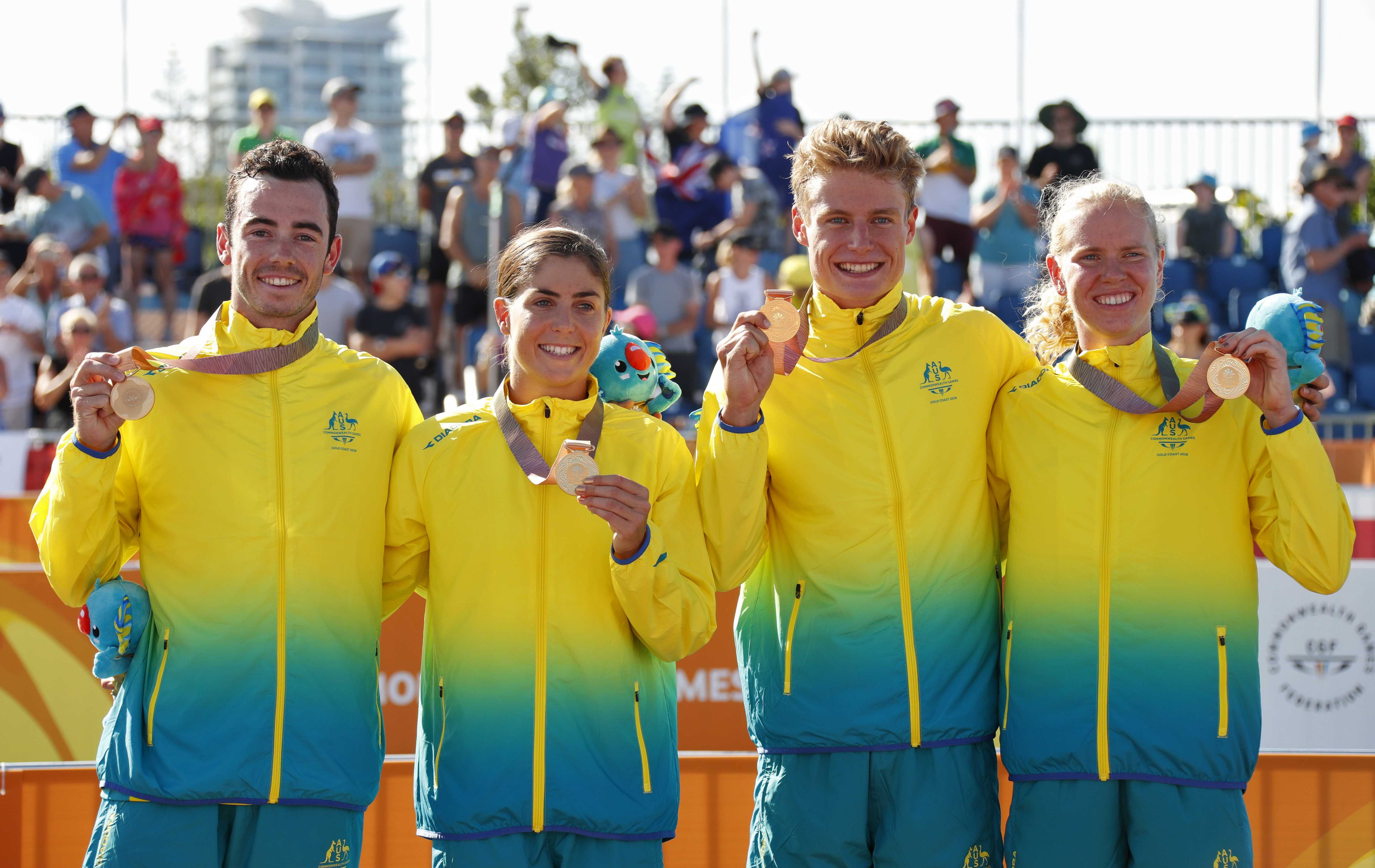 Commonwealth Games: Gentle pushes Australia to triathlon gold