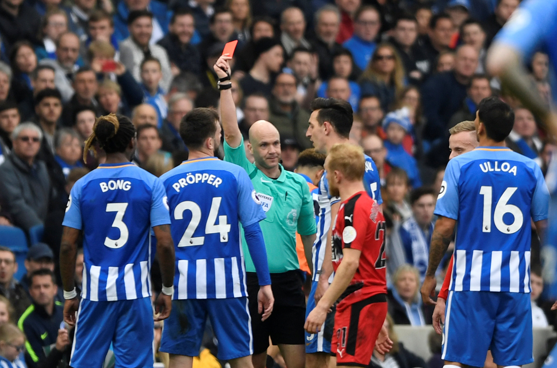 Football: Huddersfield take point against 10-man Brighton