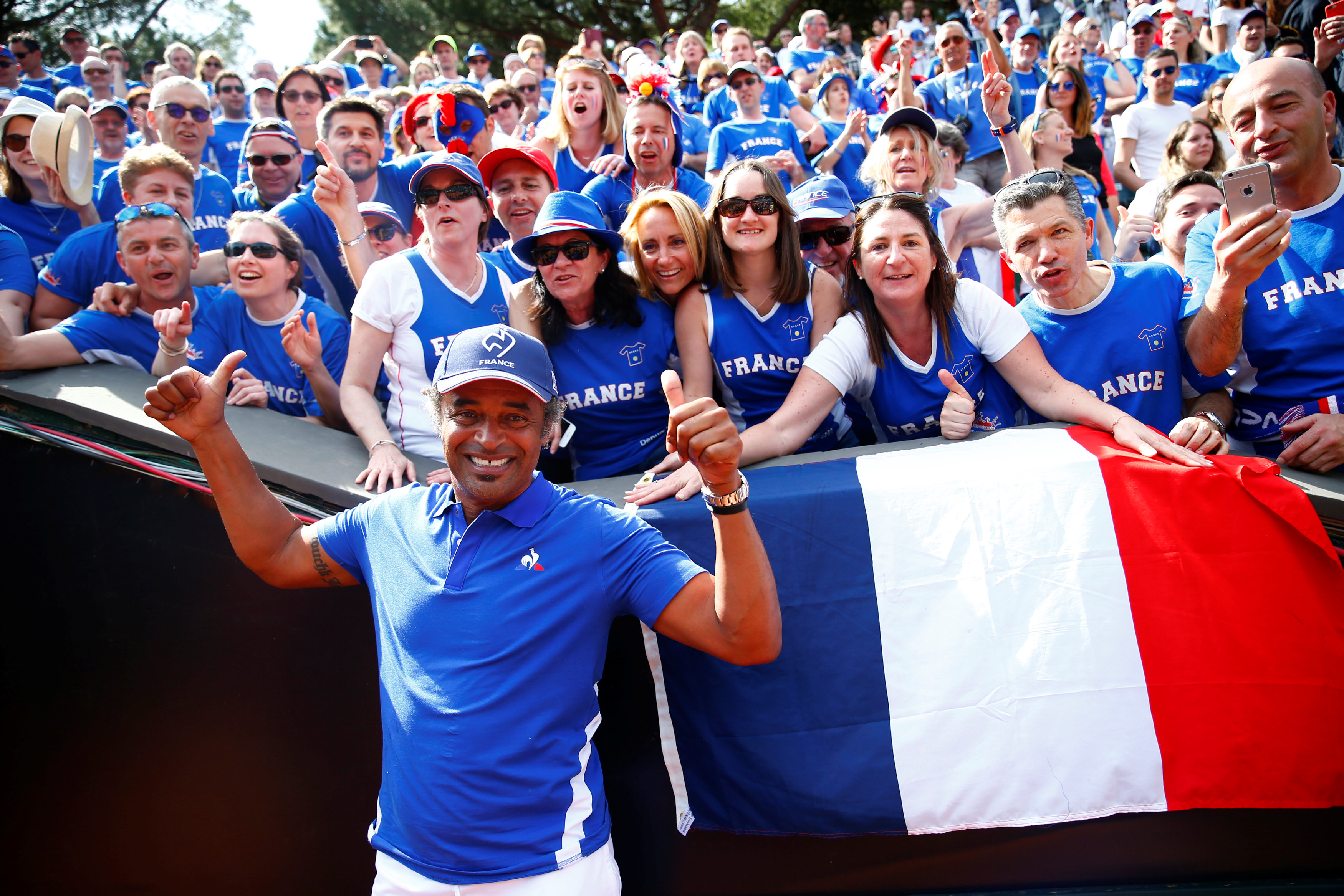 Tennis: France, Croatia reach Davis Cup semis